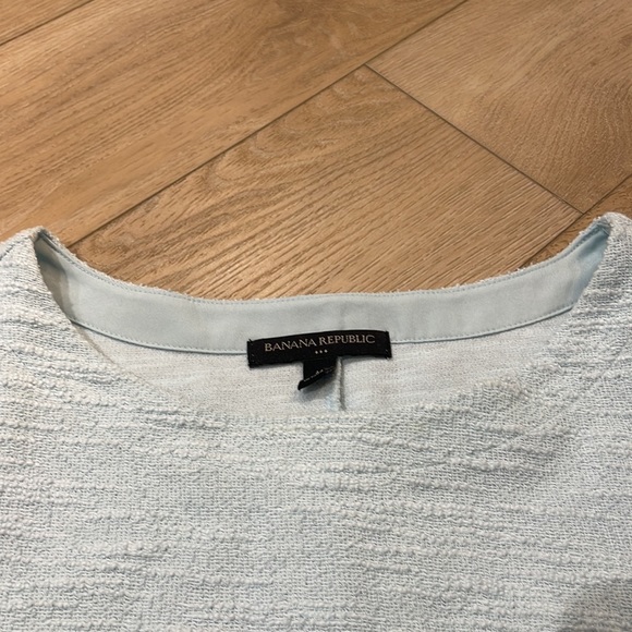 Banana Republic, blue shirt, size M - Picture 2 of 3